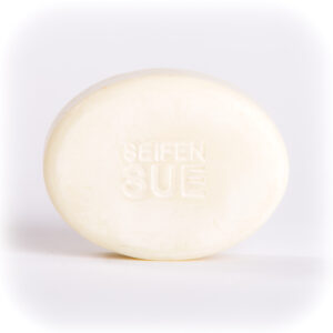 Ovale Seife weiss, Soleseife, ohne Duftstoffe, ohne Farbstoffe, Loge in die Mitte gestempelt, von vorne